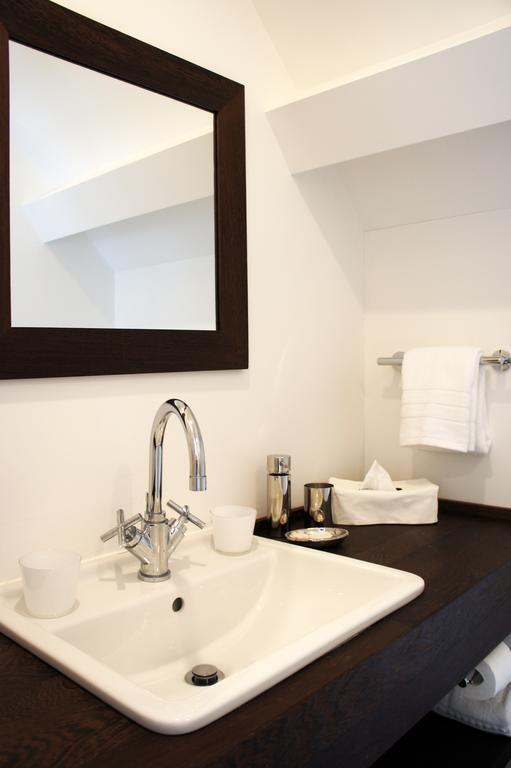 Guest House La Maison Chantecler Uccle Bilik gambar
